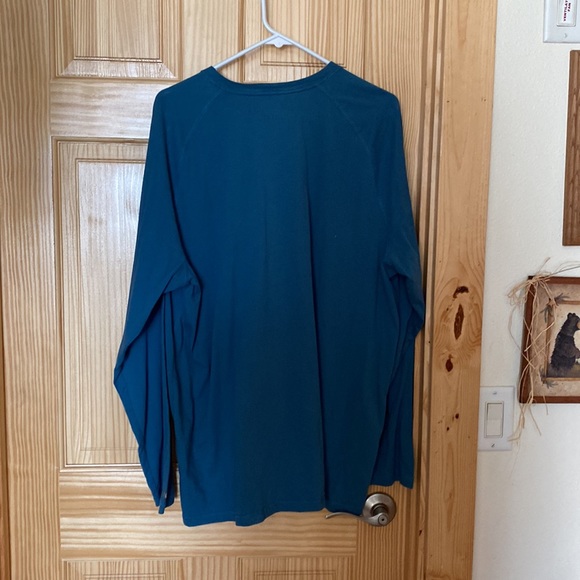 Never worn never washed smoke free home - Picture 2 of 3